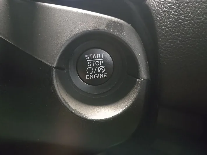 2021 Jeep Renegade - view 24