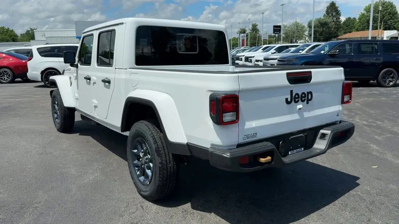2026 Jeep Gladiator 85th Anniversary Edition, photo 63