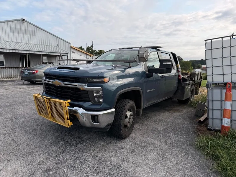 2025 Chevrolet Silverado 3500HD LT, photo 4