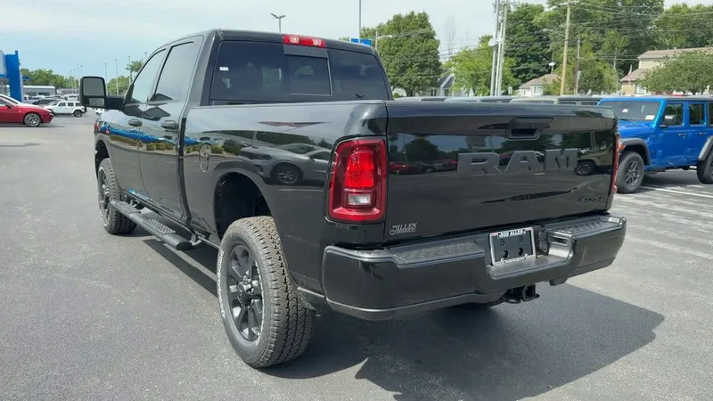 2026 Ram 2500 Black Express, photo 62