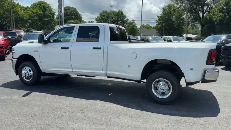 2026 Ram 3500 Tradesman, photo 60