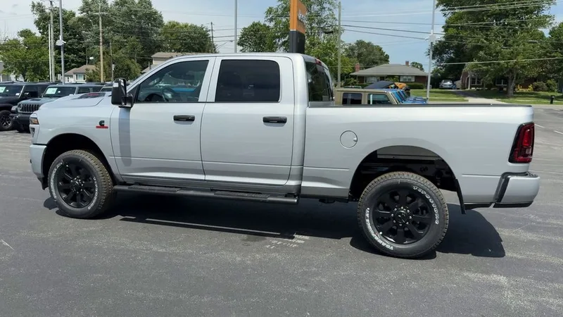 2026 Ram 2500 Black Express, photo 61