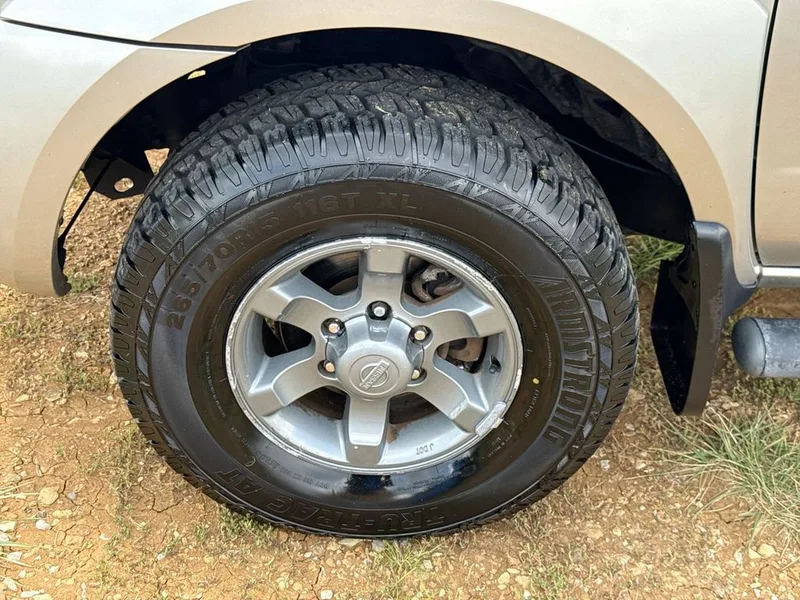 2004 Nissan Frontier XE, photo 23