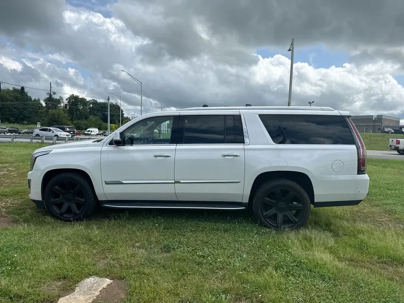 2020 Cadillac Escalade ESV Premium, photo 30