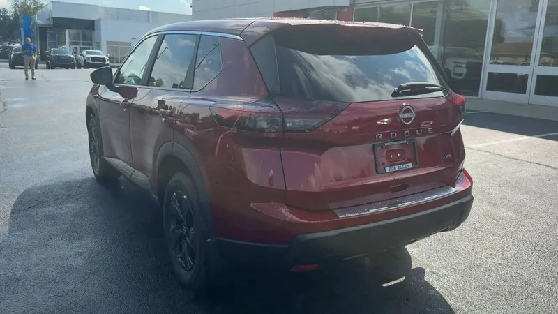 2026 Nissan Rogue SV, photo 36