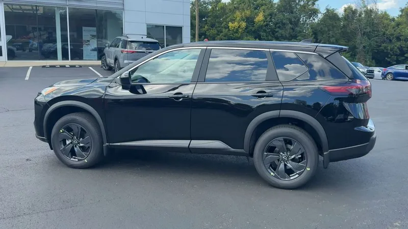 2026 Nissan Rogue SV, photo 35