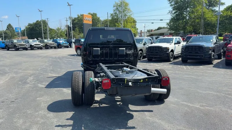 2026 Ram 3500 Tradesman, photo 59