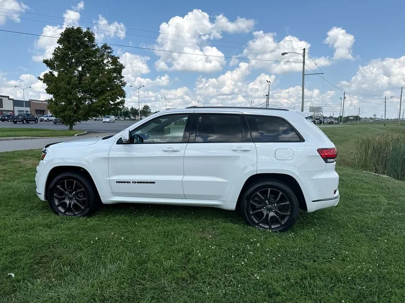 2020 Jeep Grand Cherokee Overland, photo 28