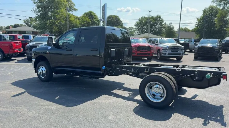 2026 Ram 3500 Tradesman, photo 58