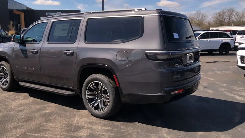 2026 Jeep Grand Wagoneer L, photo 65