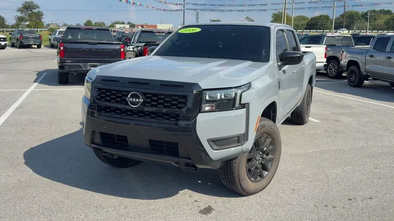2026 Nissan Frontier SV, photo 32