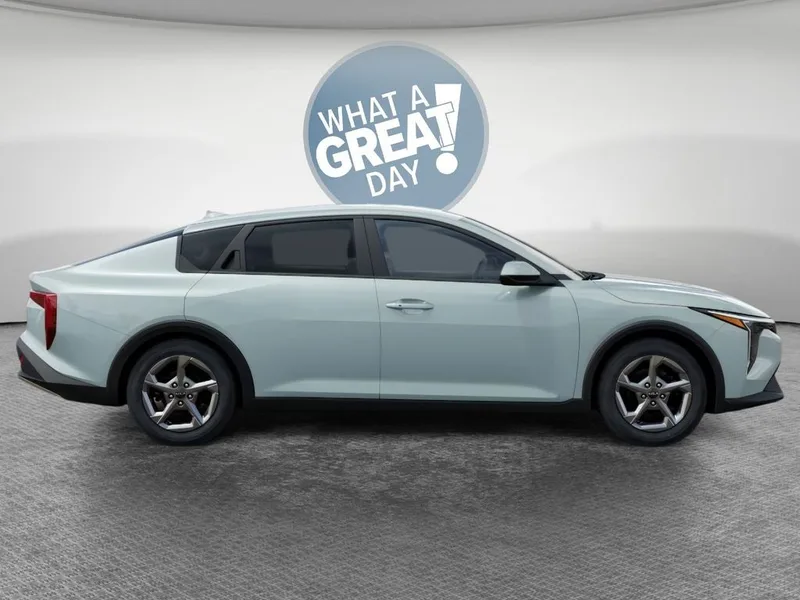 2026 Kia K4 LXS, photo 7
