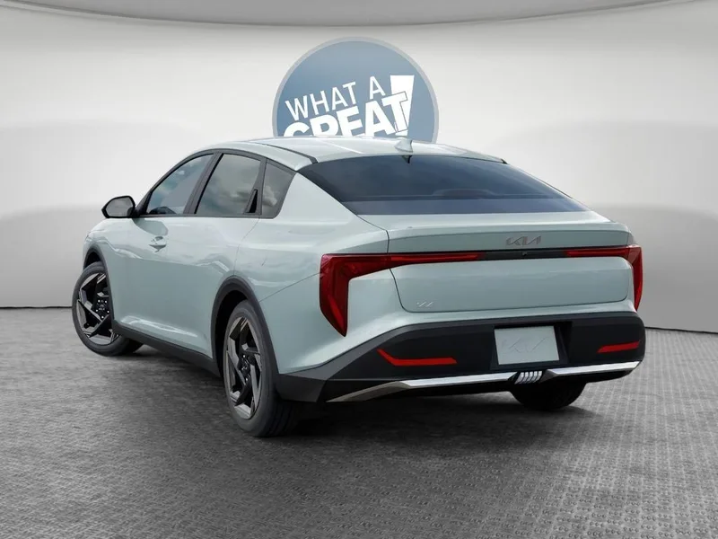 2026 Kia K4 EX, photo 4