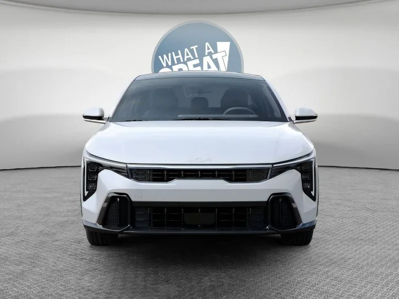 2025 Kia K4 GT-Line, photo 2