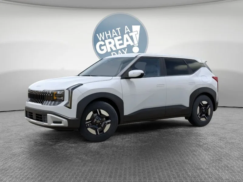 2027 Kia Seltos LX, photo 3
