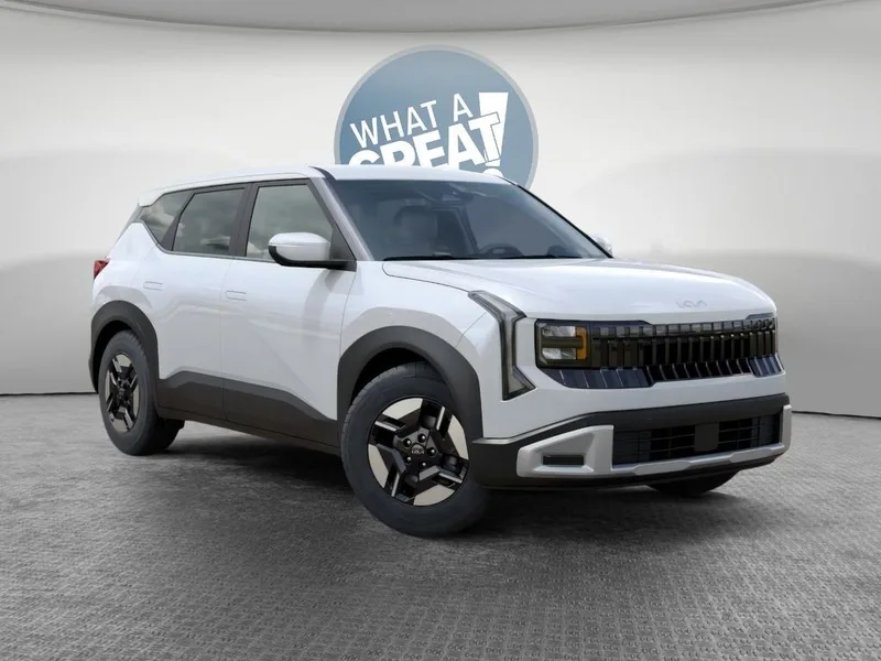 2027 Kia Seltos LX, photo 8