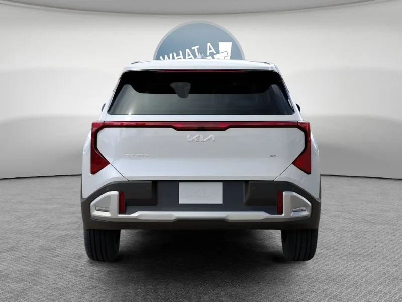 2027 Kia Seltos LX, photo 5