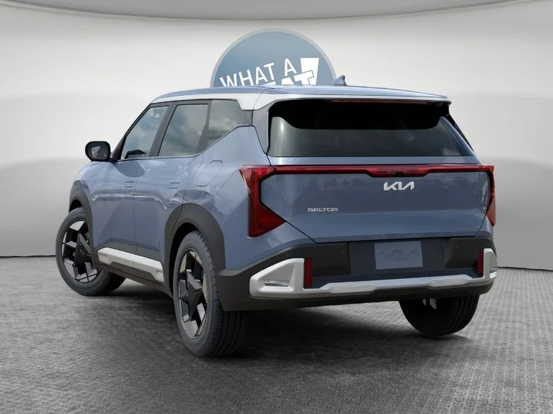 2027 Kia Seltos S, photo 4