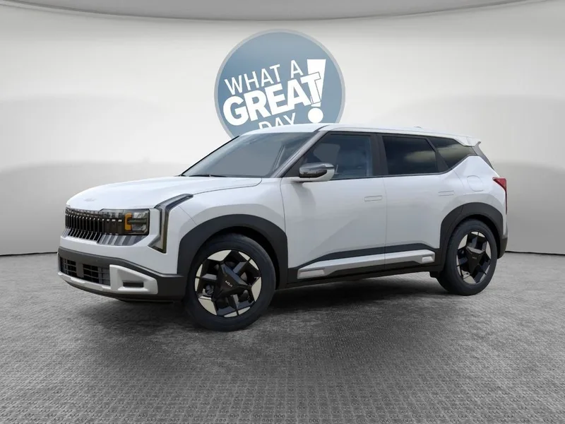 2027 Kia Seltos S, photo 3