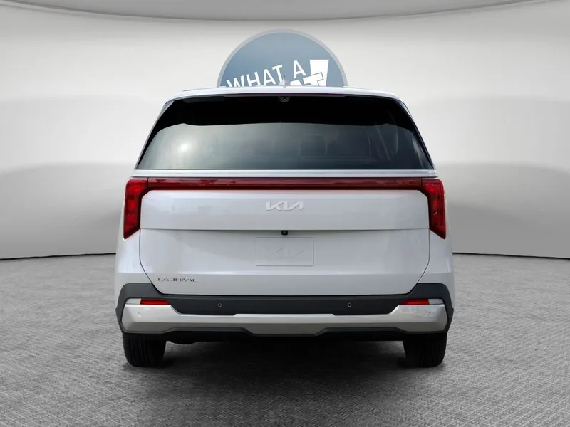 2027 Kia Carnival LX, photo 5