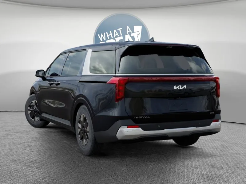 2027 Kia Carnival Hybrid LXS, photo 4