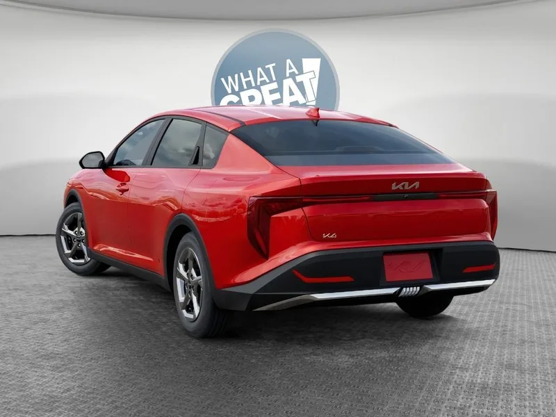 2026 Kia K4 LXS, photo 4