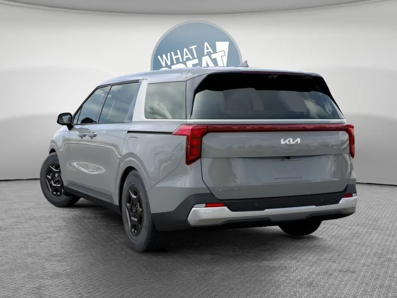 2027 Kia Carnival LXS, photo 4