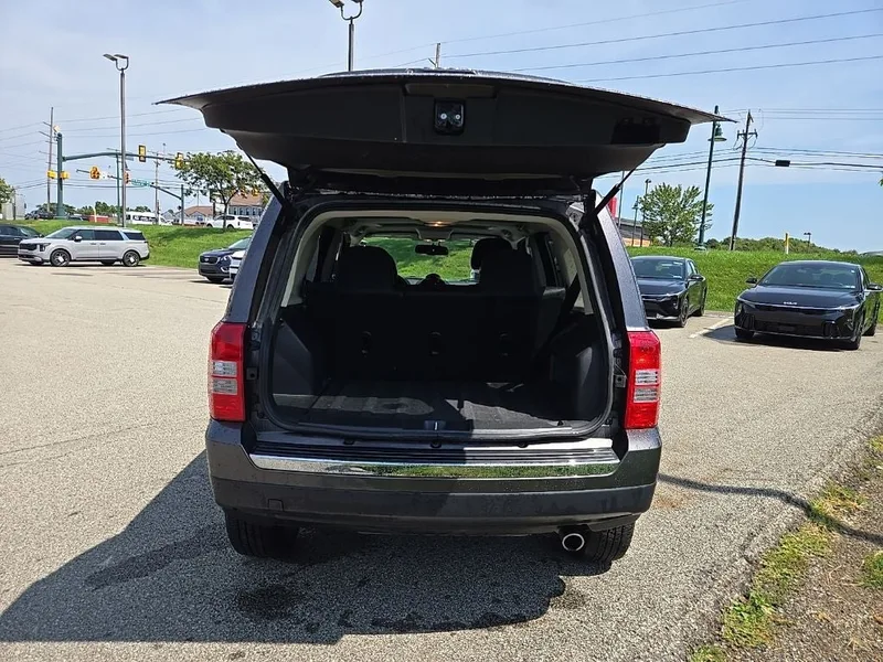 2017 Jeep Patriot Latitude 4WD, photo 4