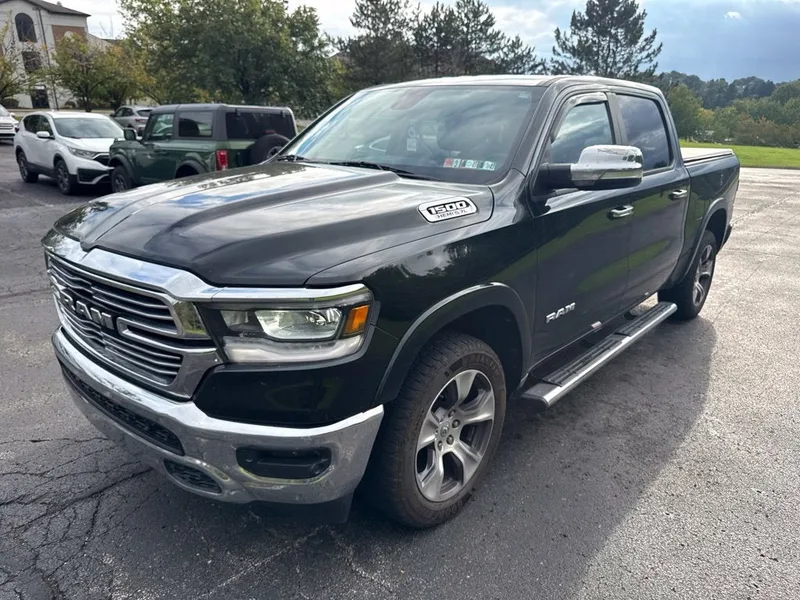 2019 RAM 1500 Laramie 4WD, photo 3