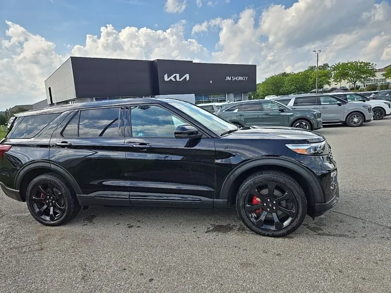 2021 Ford Explorer ST 4WD, photo 2