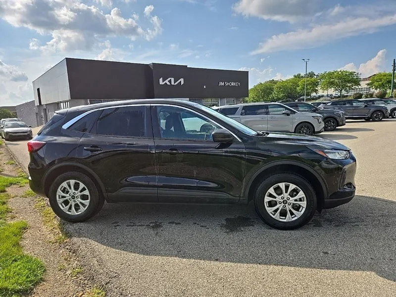 2024 Ford Escape Active AWD, photo 2