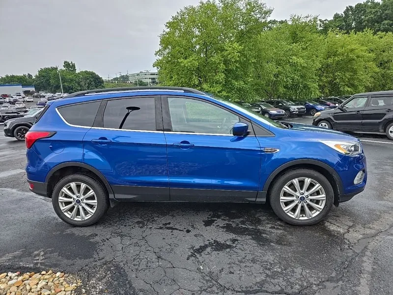 2019 Ford Escape SEL 4WD, photo 2