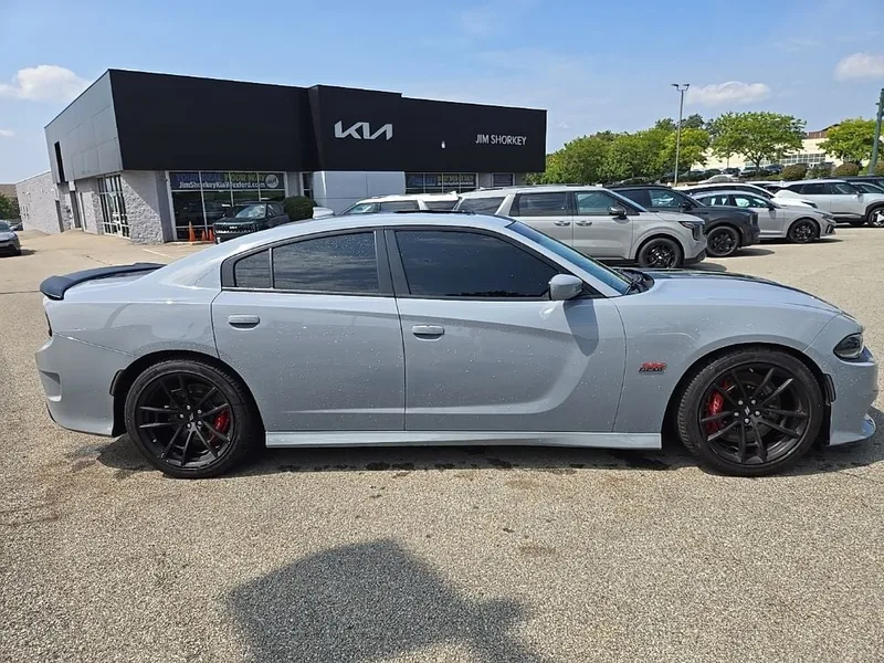 2022 Dodge Charger R/T Scat Pack, photo 2