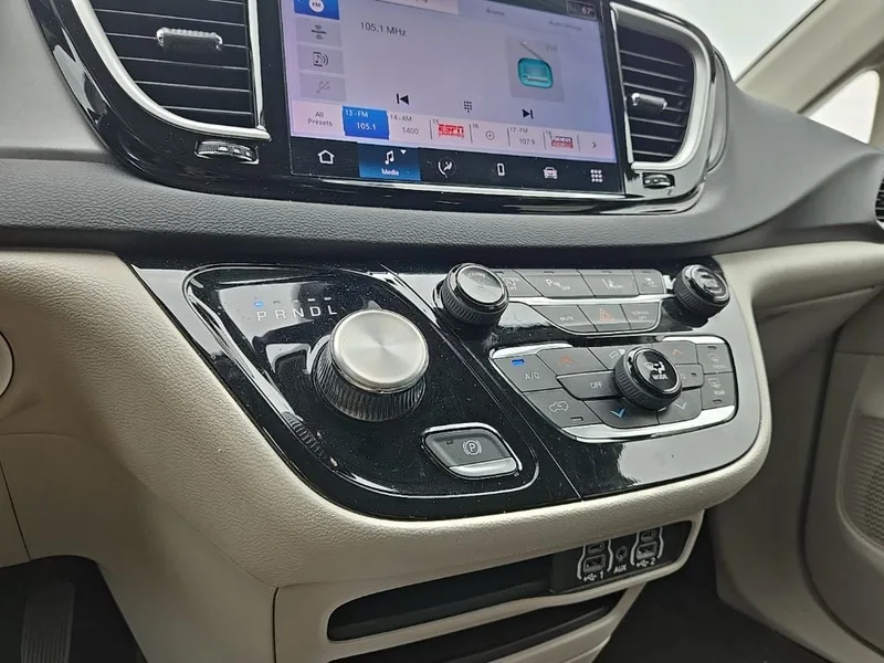 2023 Chrysler Pacifica Touring L, photo 22