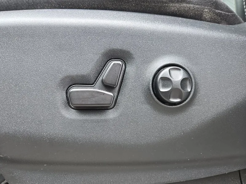 2023 Chrysler Pacifica Touring L, photo 27