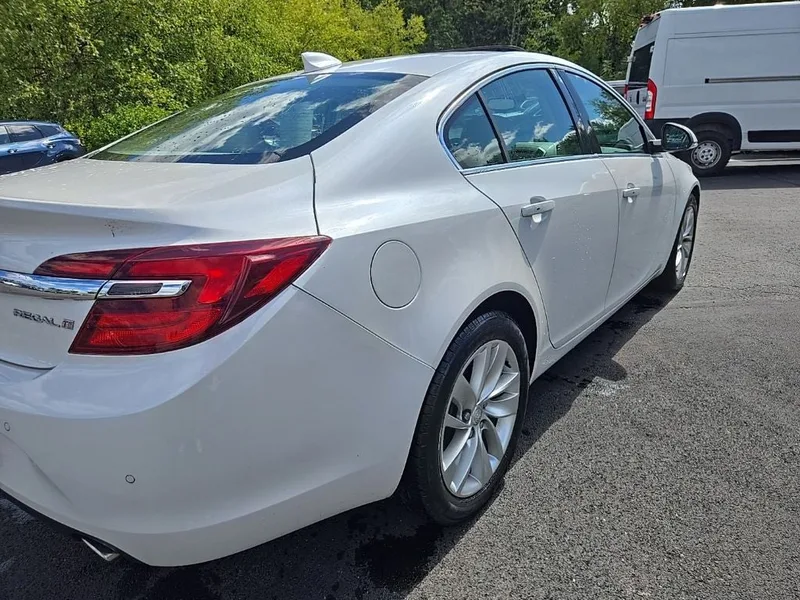 2016 Buick Regal Premium II, photo 3