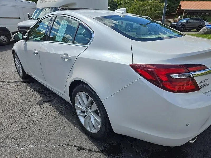 2016 Buick Regal Premium II, photo 5