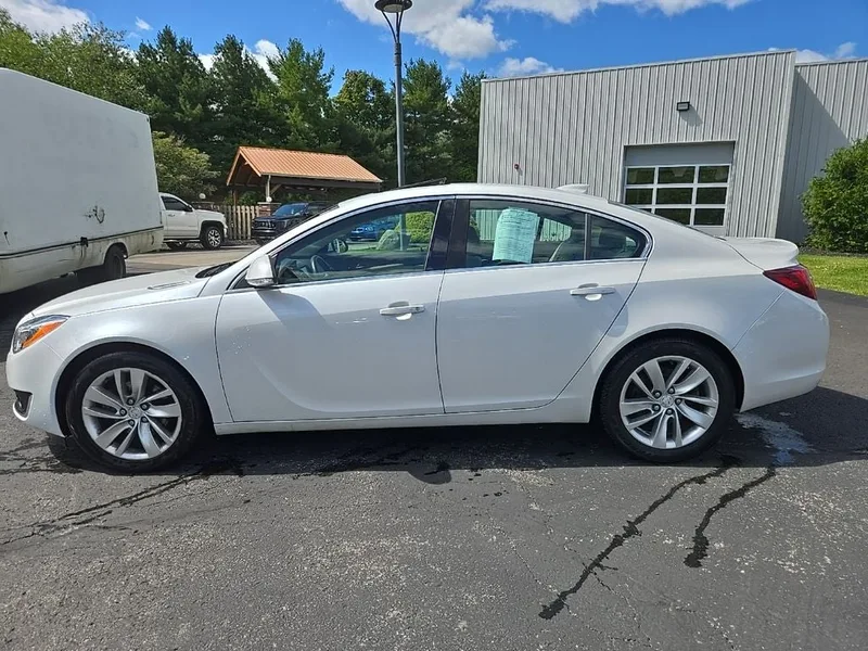 2016 Buick Regal Premium II, photo 6