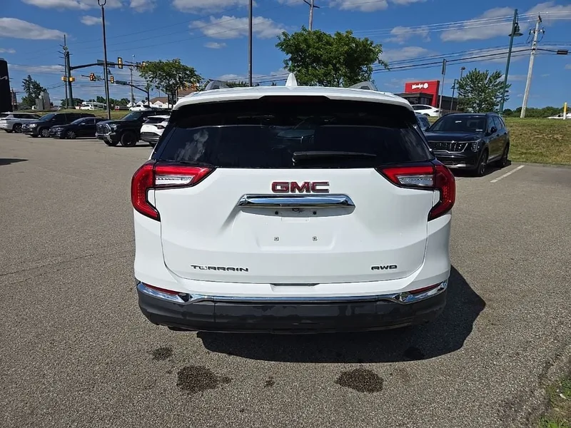 2024 GMC Terrain SLT AWD, photo 6
