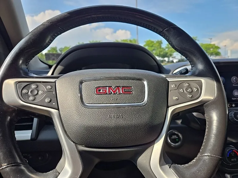 2022 GMC Terrain SLT AWD, photo 13
