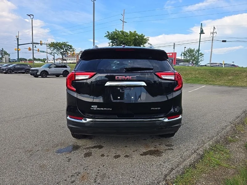 2022 GMC Terrain SLT AWD, photo 4