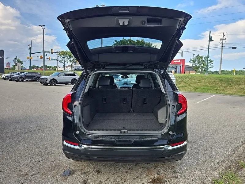 2022 GMC Terrain SLT AWD, photo 5