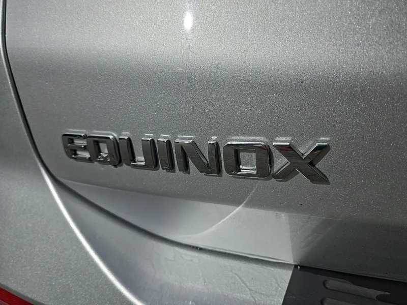 2020 Chevrolet Equinox LS AWD, photo 6