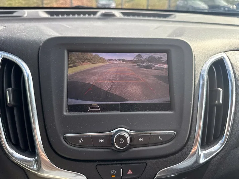 2024 Chevrolet Equinox LT, photo 3
