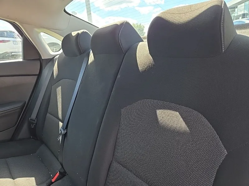 2023 Kia Forte LXS, photo 28