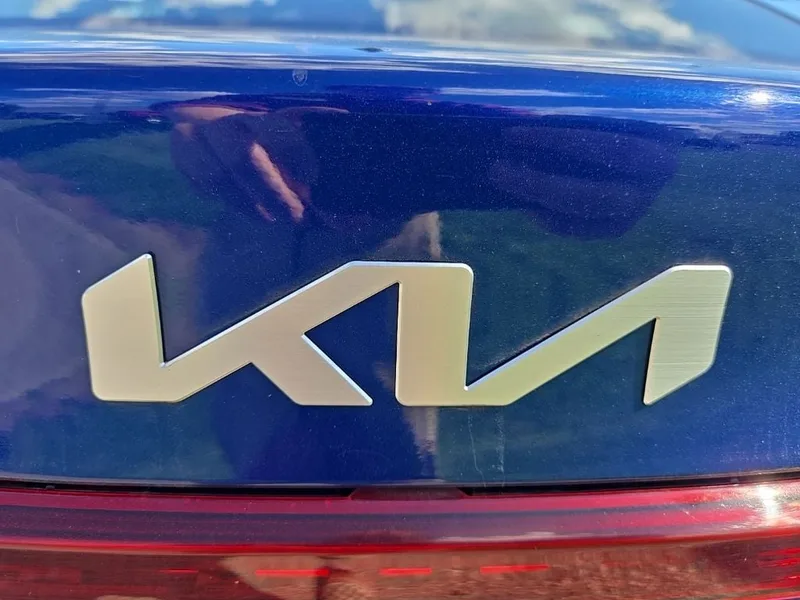 2023 Kia Forte LXS, photo 5