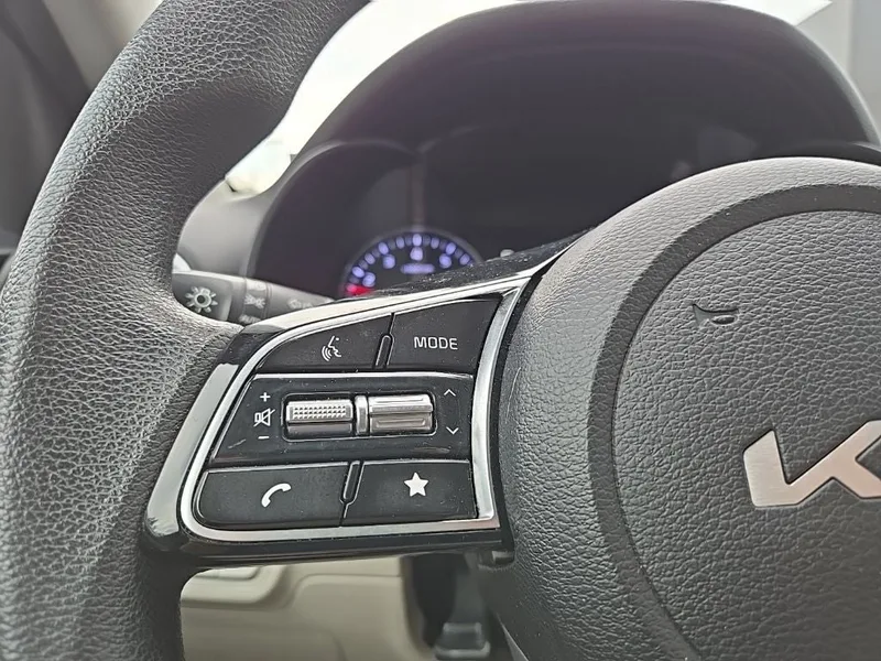 2023 Kia Forte LXS, photo 14