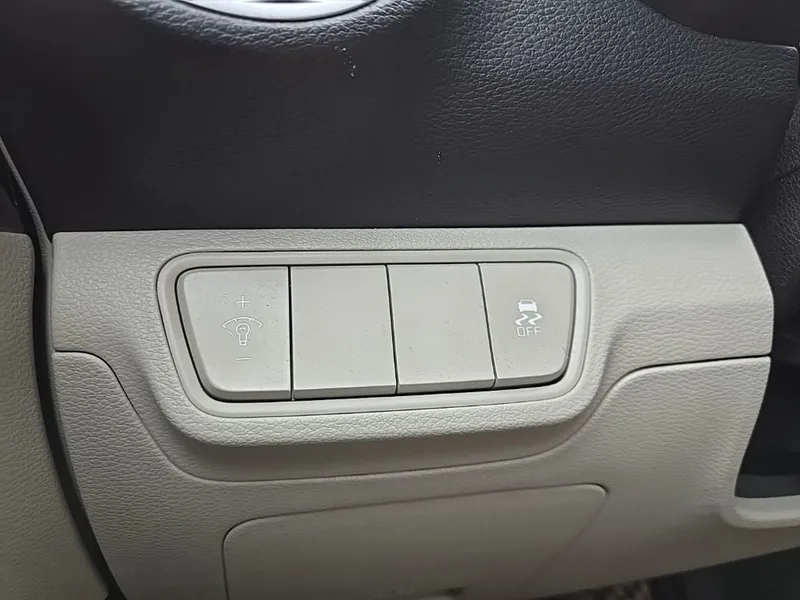 2023 Kia Forte LXS, photo 19