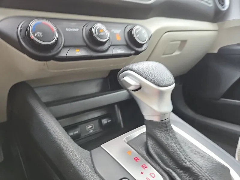 2023 Kia Forte LXS, photo 23