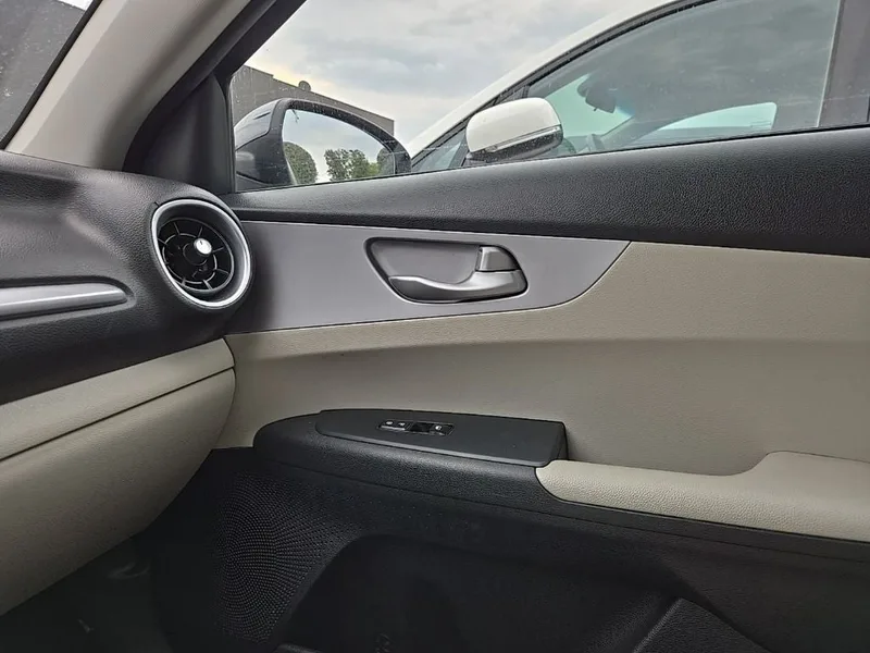 2023 Kia Forte LXS, photo 26